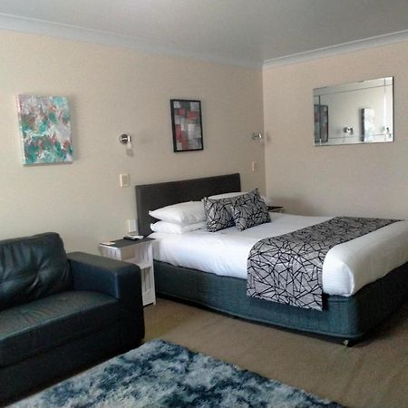 Sandstock Motor Inn Armidale Bagian luar foto
